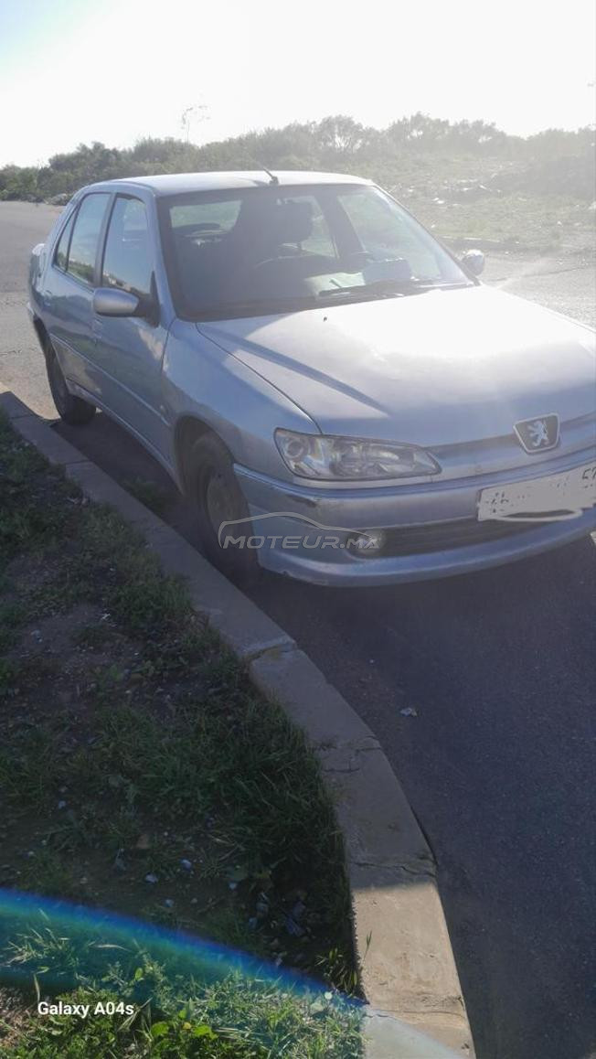 peugeot 306 en très bon état 