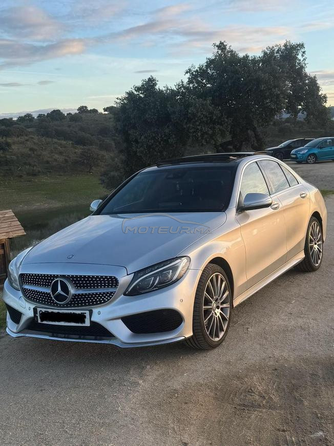 Mercedes-Benz 220 Diesel Automatique 2016 à Tanger