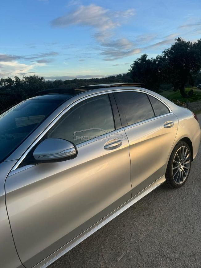 Mercedes-Benz 220 Diesel Automatique 2016 à Tanger