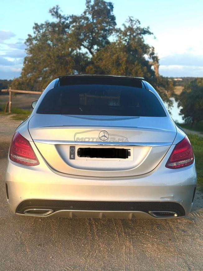 Mercedes-Benz 220 Diesel Automatique 2016 à Tanger