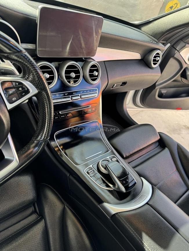 Mercedes-Benz 220 Diesel Automatique 2016 à Tanger