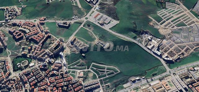 قطعة أرض 14,000 م² - موقع مميز مقابل محطة طنجة