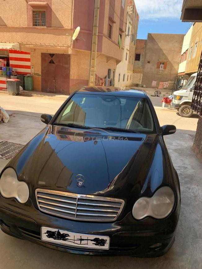 Mercedes-Benz 220 Diesel Manuelle 2005 à Tifelt