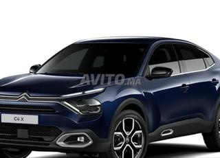 تأجير سيارة في مطار C4x