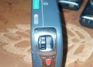 Téléphone portable Sony CMD Z1 