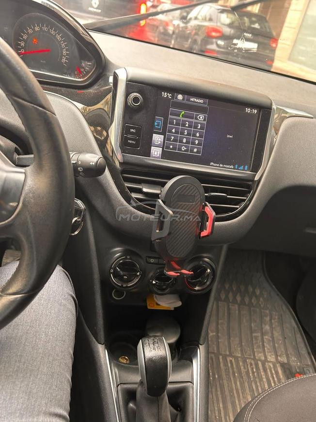 208 peugeot