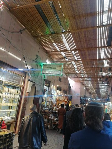 magasin à vendre  ملك بدون سمسار محل للبيع 