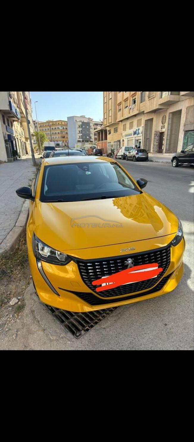 Peugeot 208 Diesel Manuelle 2022 à Tanger