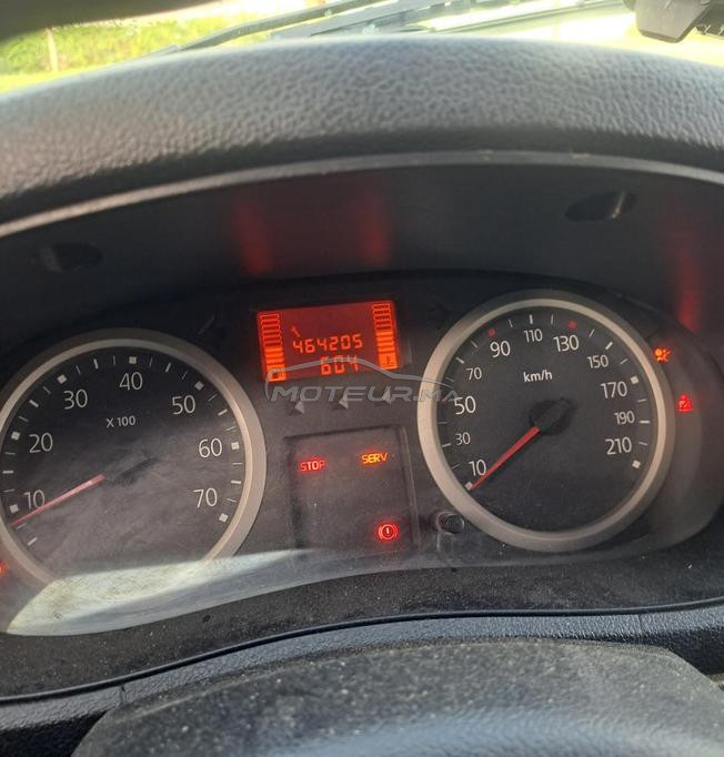 VÉHICULE BON ÉTAT A VENDRE PRIX  A DISCUTER 