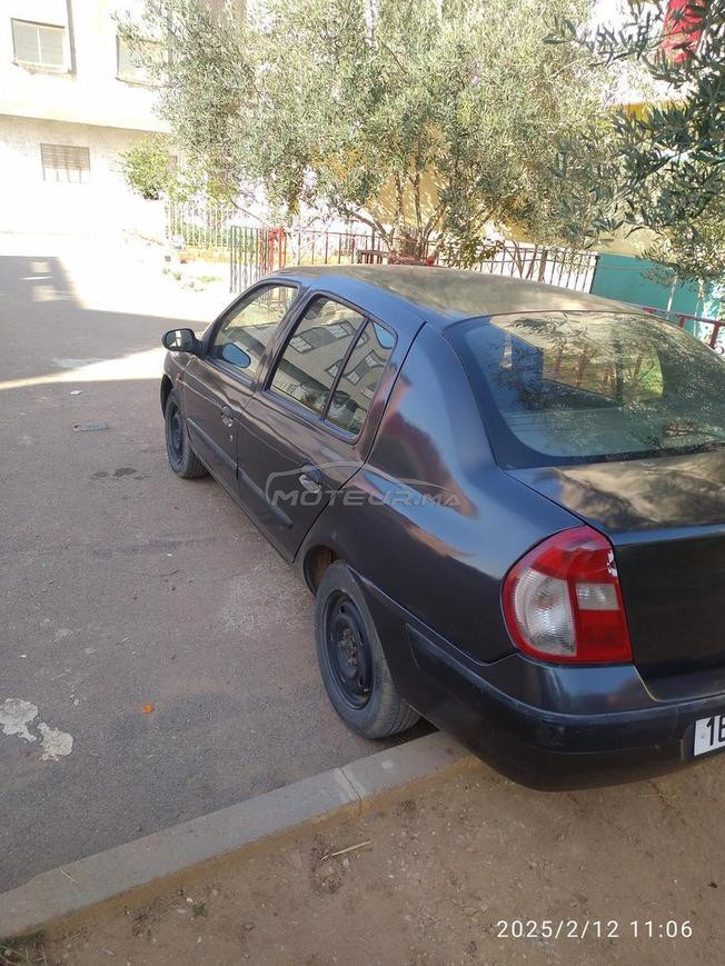 Clio 2 bon état 