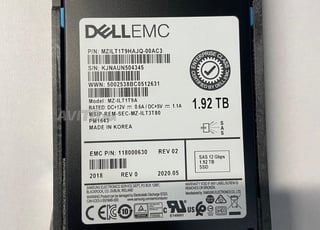 disques durs SAS SSD DELL 1.92TB 