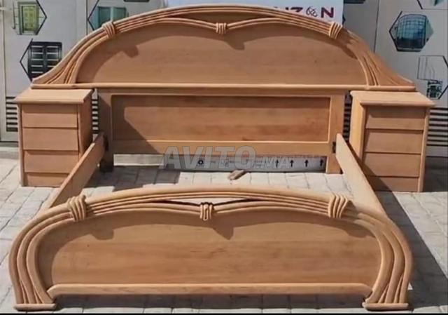 Chambre à coucher en bois Sédre massif 1°choix