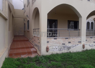 Appartement a la plage aouchtaam