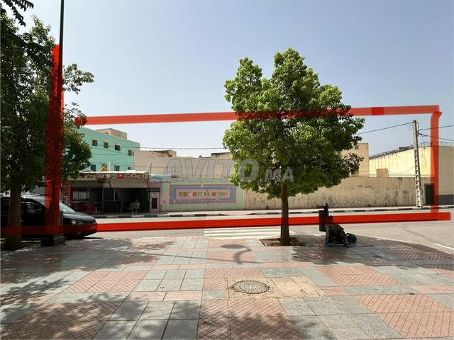 Villa zone immeuble en plein cœur de Sefrou 