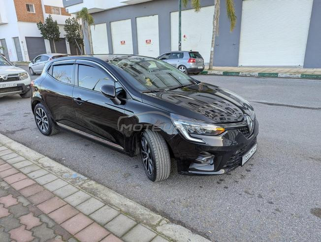Renault clio 5 model 2021 main libre 