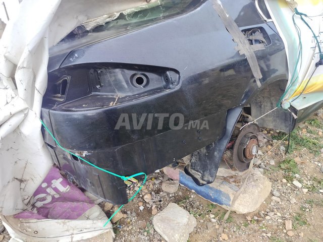 pièces détachées Peugeot 607