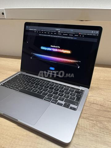MacBook Pro M1 2020 Touch Bar importé France