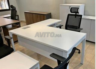 Mobilier de bureau / أثاث مكتبي