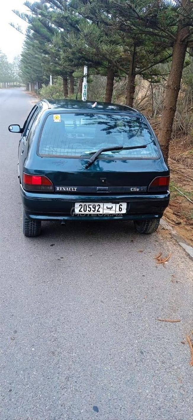 Renault Clio Essence Manuelle 1991 à Essaouira
