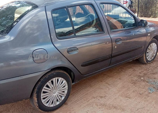 Renault Clio Diesel Manuelle 2007 à Sidi Bennour