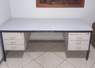bureau a vendre en très bon etat