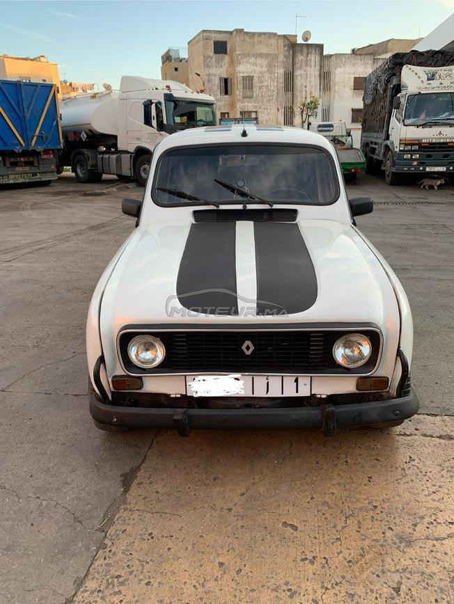 Renault R4 Essence Manuelle 1986 à Casablanca