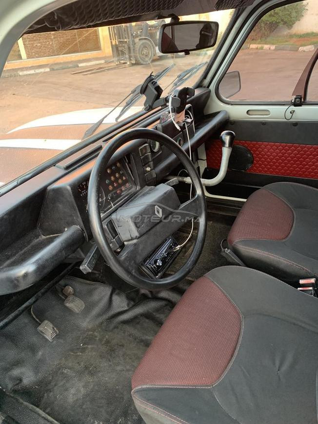 Renault R4 Essence Manuelle 1986 à Casablanca