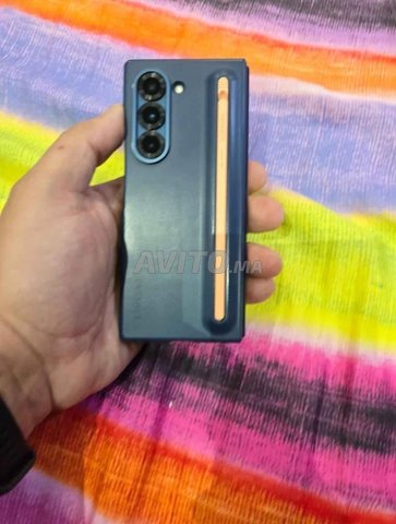 Samsung z fold 6 comme neuf 1000GB 1TB