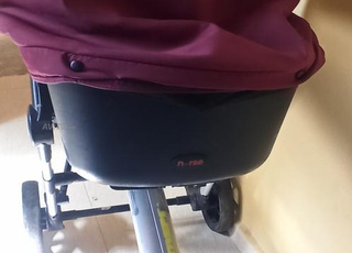 عربة أطفال قابلة للطي و الفصل 