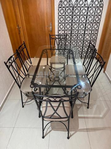 Table en fer forgé et verre et ses 6 chaises