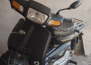 دراجة نارية من نوع DOCKER CYCLOMOTEUR في حالة جيدة 