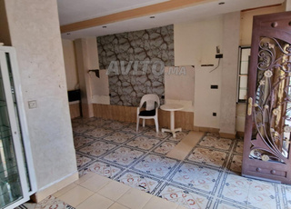 local commercial à vendre saroute