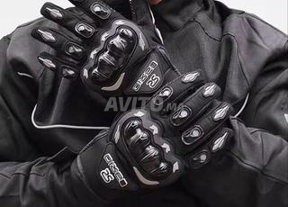 قفازات الدراجة النارية