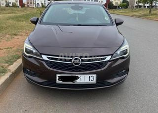 Opel Astra Diesel Manuelle 2018 à Temara