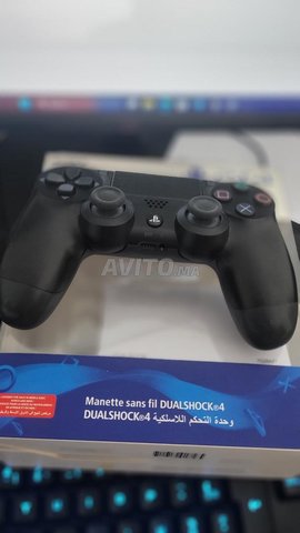 Manette PS4 & PC, comme neuve, peu utilisée