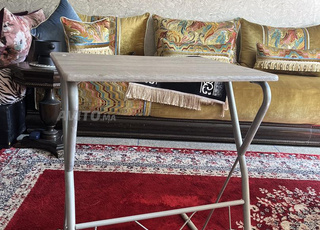 Table de IKEA à vendre