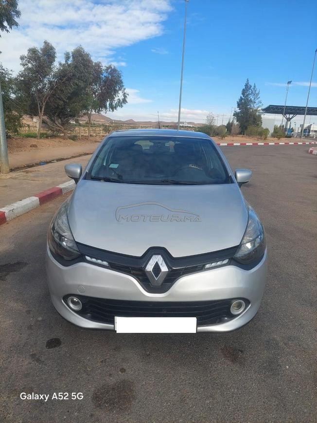 Renault Clio Essence Manuelle 2016 à Fès