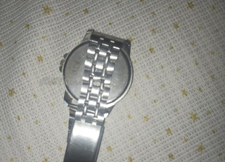 ساعة يدوية باقي جديدة