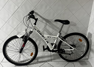 Vélo VTT a vendre 