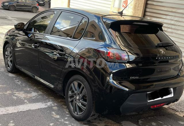 Peugeot 208 Diesel Manuelle 2021 à Casablanca - 2