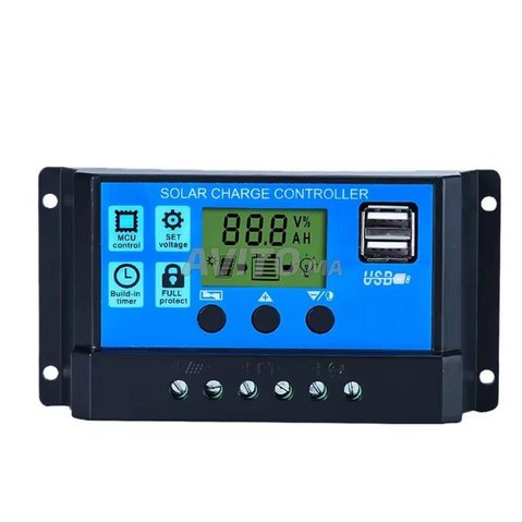 Contrôleur de charge solaire PWM 30A 12V24V