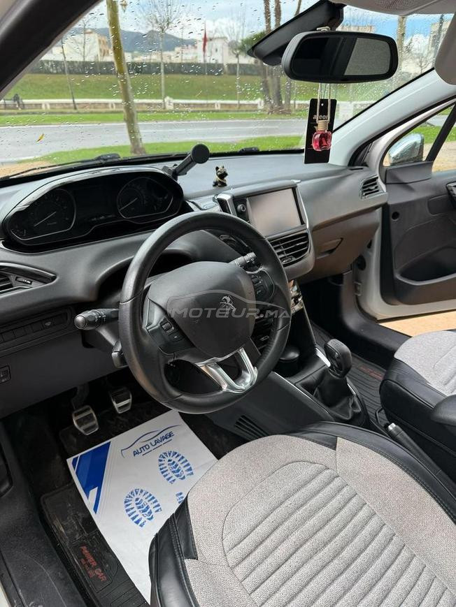 peugeot 208 1.6 hdi 90cv