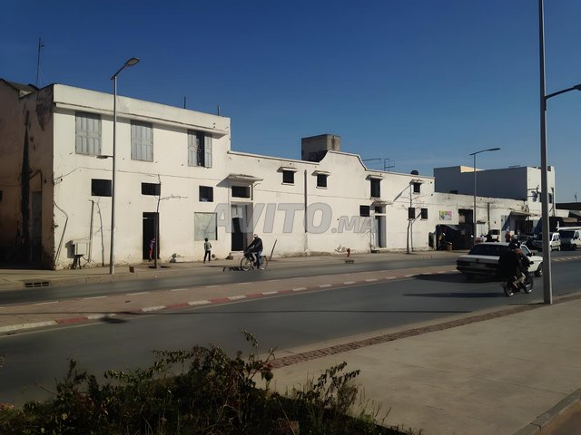 أرض للبيع بسلا أقواس طريق القنيطرة المساحة 3259 م 