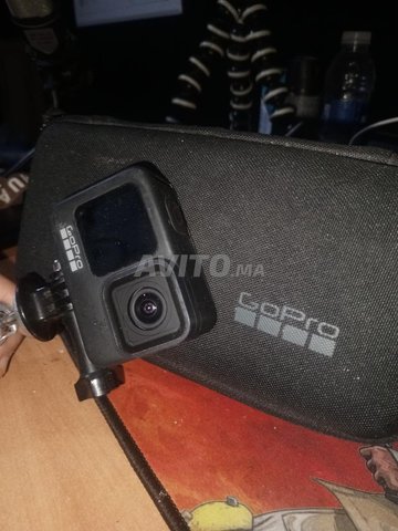 Go pro hero 9 n9ya avec carte mémoire 32gb 