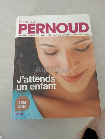 Livre J attend un enfant 