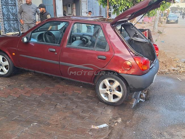 Ford Fiesta Essence Manuelle 1997 à Dar Bouazza