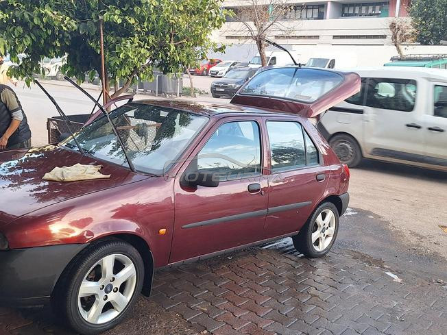 Ford Fiesta Essence Manuelle 1997 à Dar Bouazza