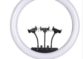 Lumière led pour vidéos lives et photos 