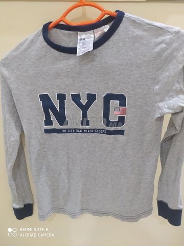 T-shirt original NYC H&M pour enfant âgé 8/10 ans