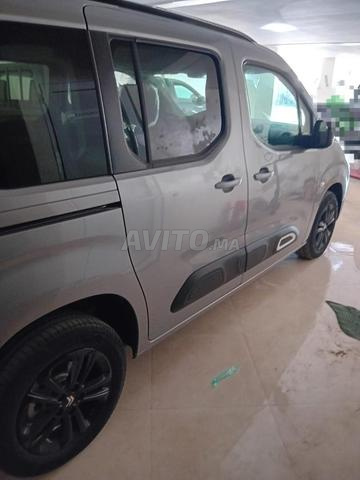 Citroen Berlingo Diesel Manuelle 2024 à Kénitra - 2